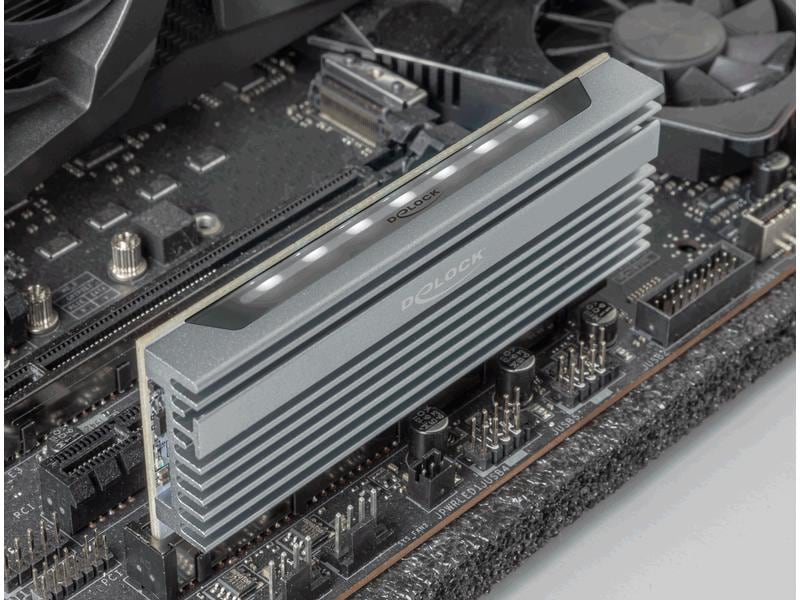Delock Host Bus Adapter PCI Express x16 - 1x NVMe M.2 Key M Delock PCI Express x16 (x1 / x4 / x8) Karte zu 1 x NVMe M.2 Key M mit LED Beleuchtung