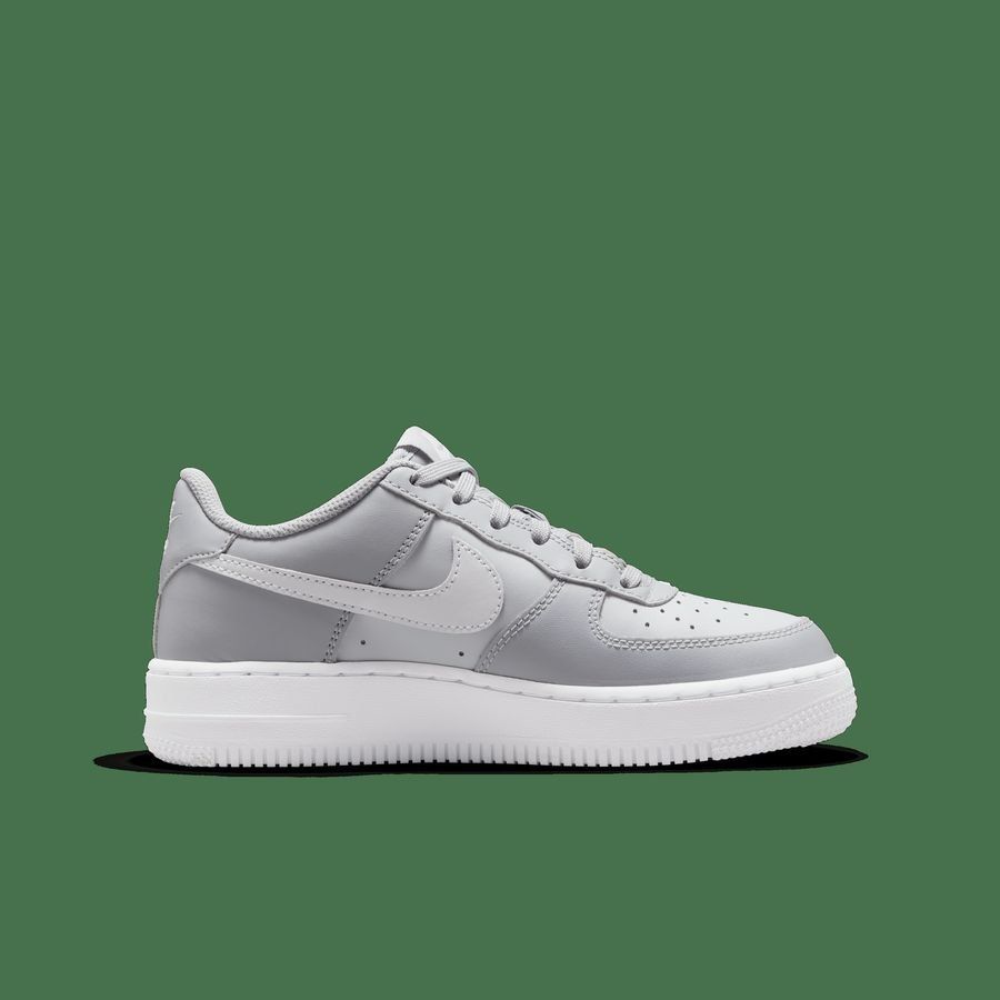 Nike Air Force 1