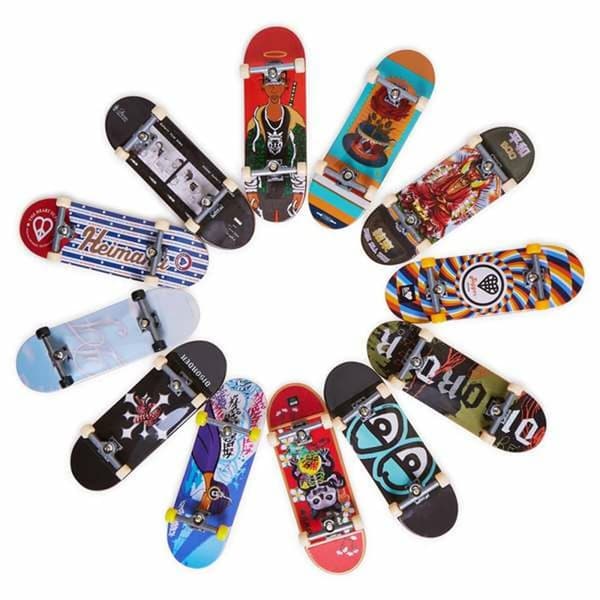 Finger-skateboard Spin Master