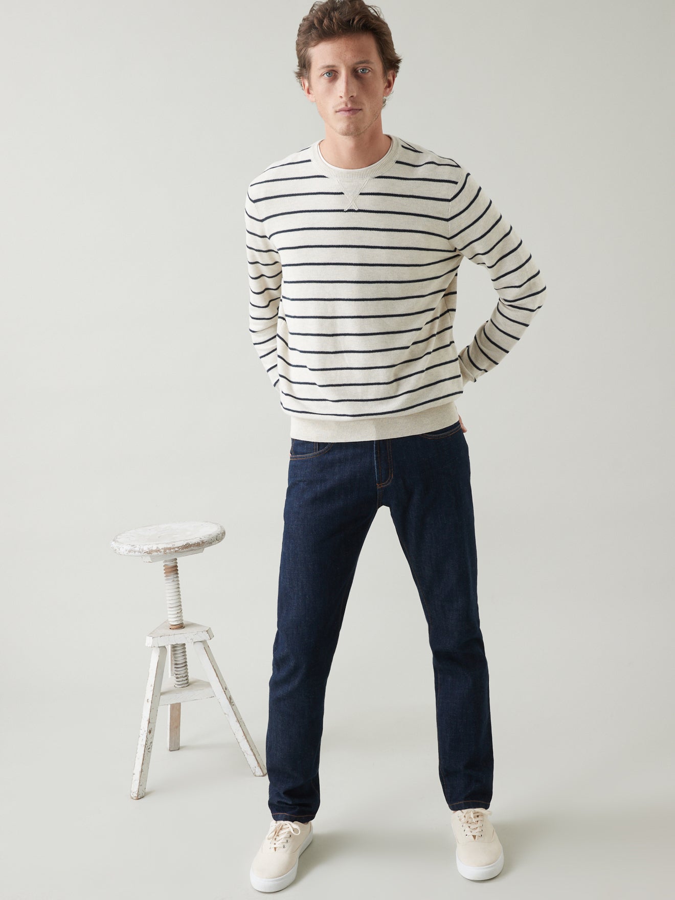 Pull col rond rayé homme