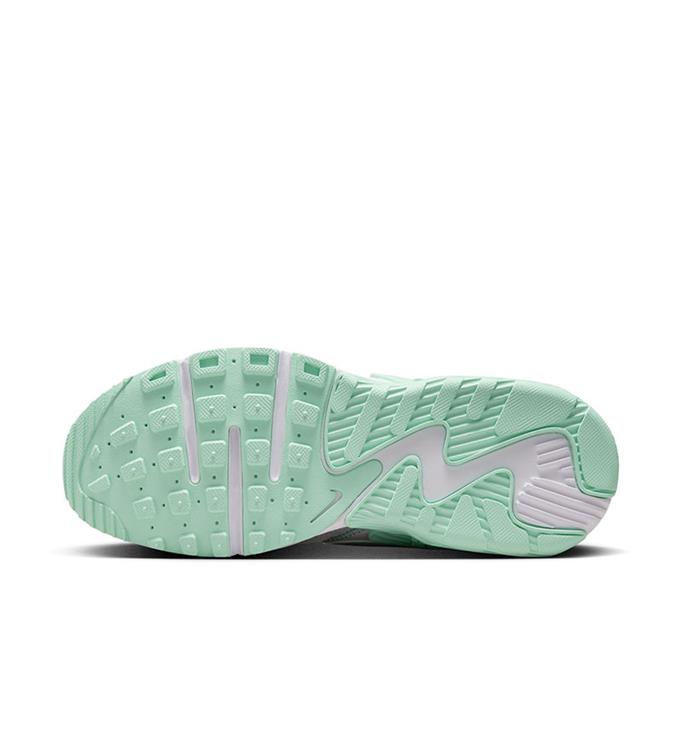 Nike Women Air Max Excee Sneakers