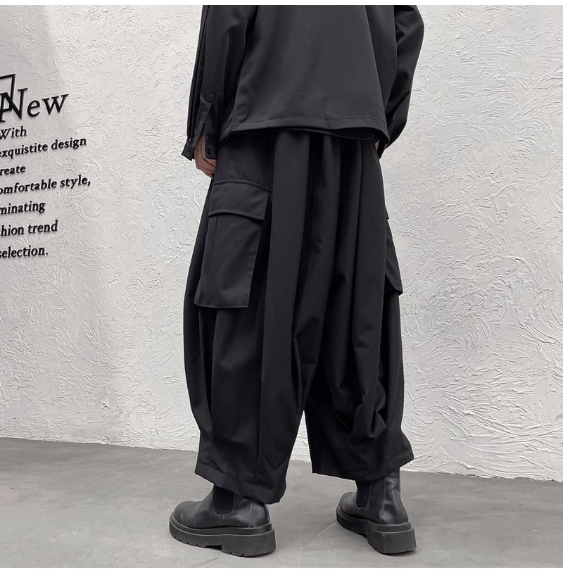 Patow - Mid Rise Plain Cropped Baggy Cargo Pants