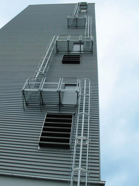 MUNK vaste ladders, gegalvaniseerd staal, 9,52m SH