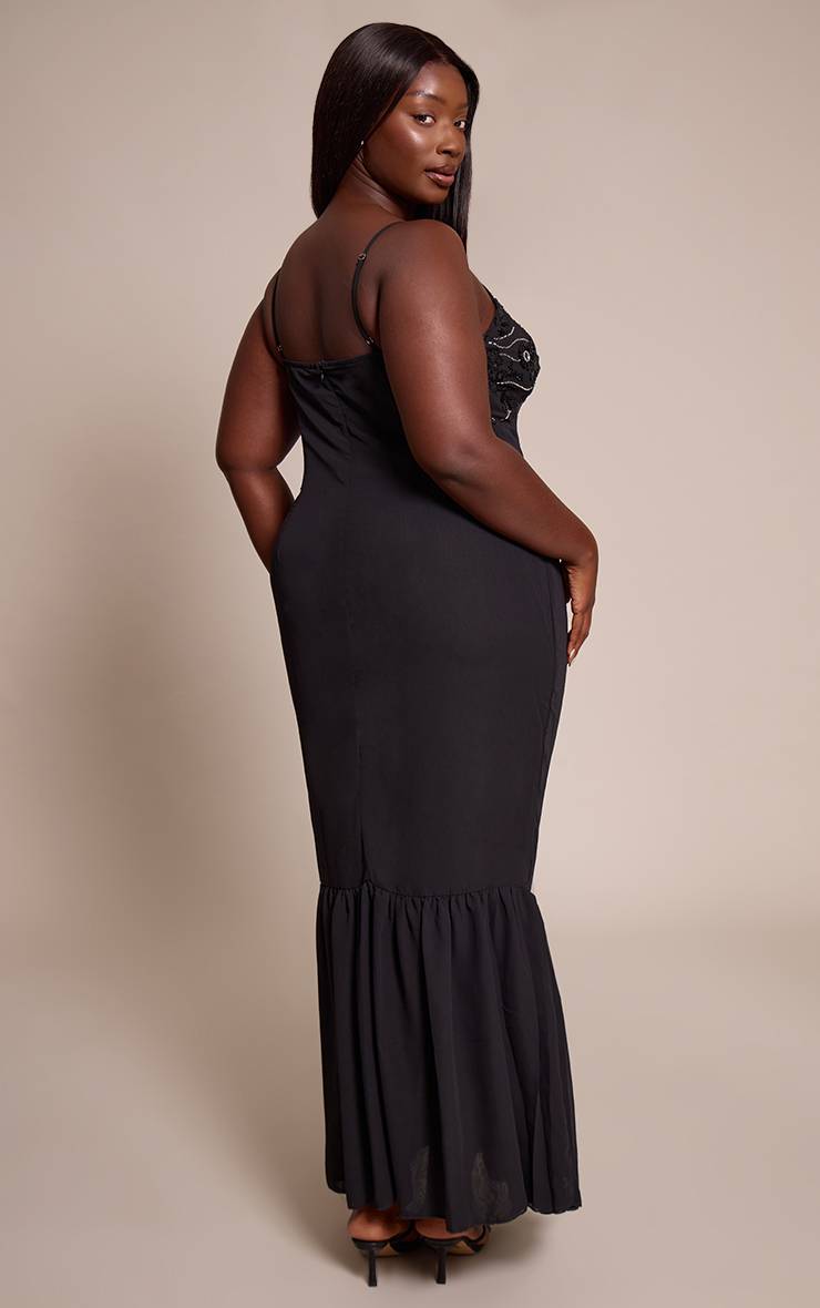 Noir Robe Longue Grande Taille Avec Détails Ornementés