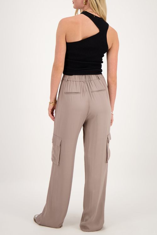 Taupe cargo wide leg met satijnen look