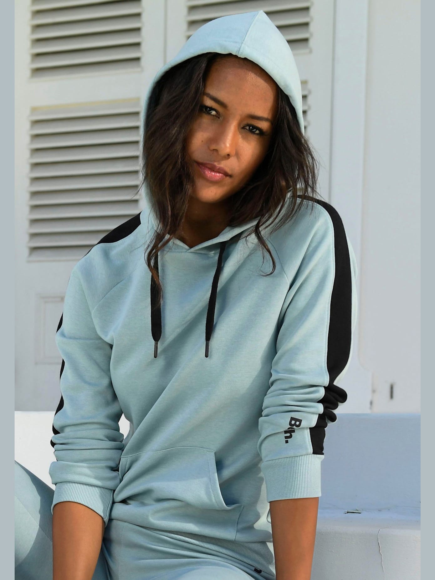 Sweatshirt à capuche t-shirt sportif avec capuche
