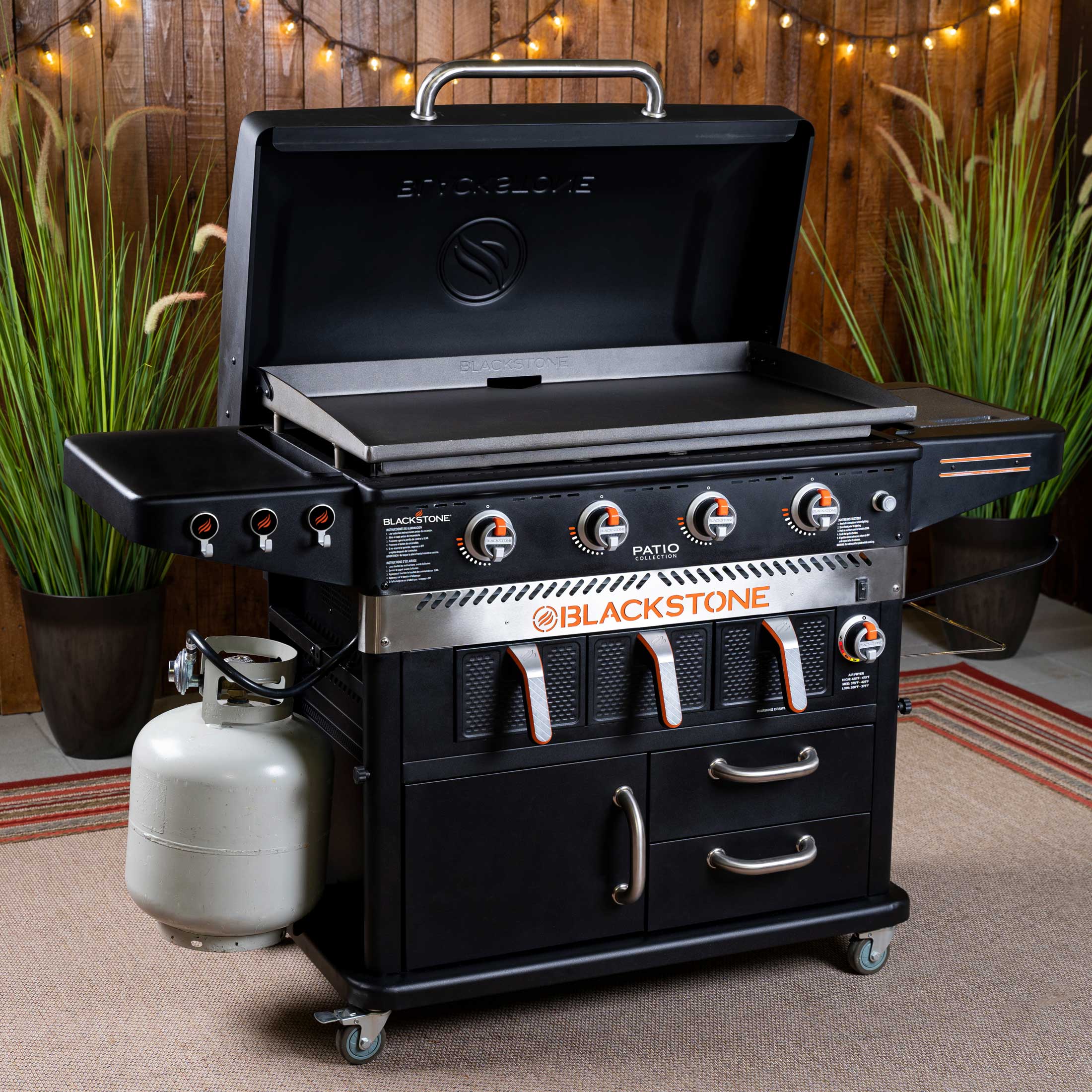 Blackstone Patio 36 Cabinet Griddle w/Air Fryer and Deluxe Tool Kit