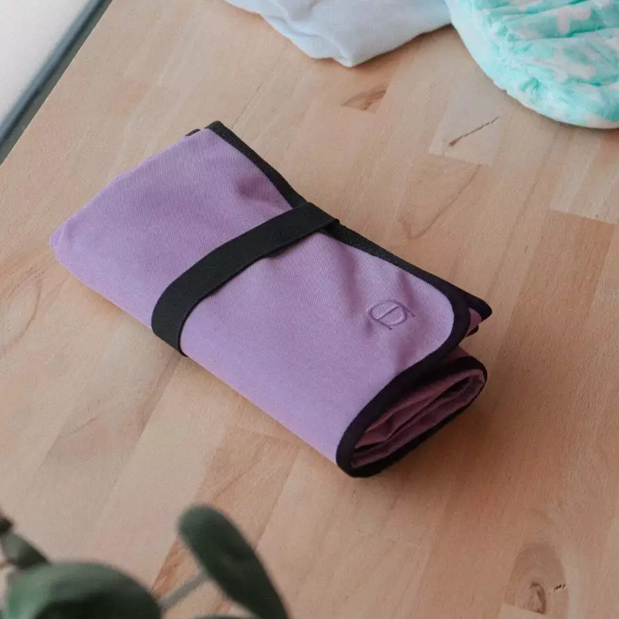 Anna und Oskar Faire Wickelunterlage Waschbare Wickelunterlage Flieder