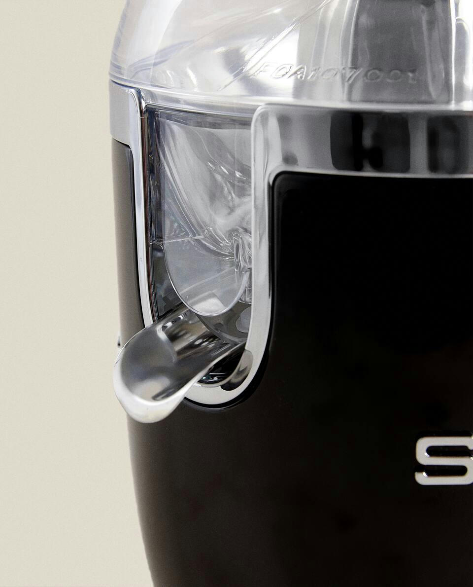 Extrator de suco SMEG