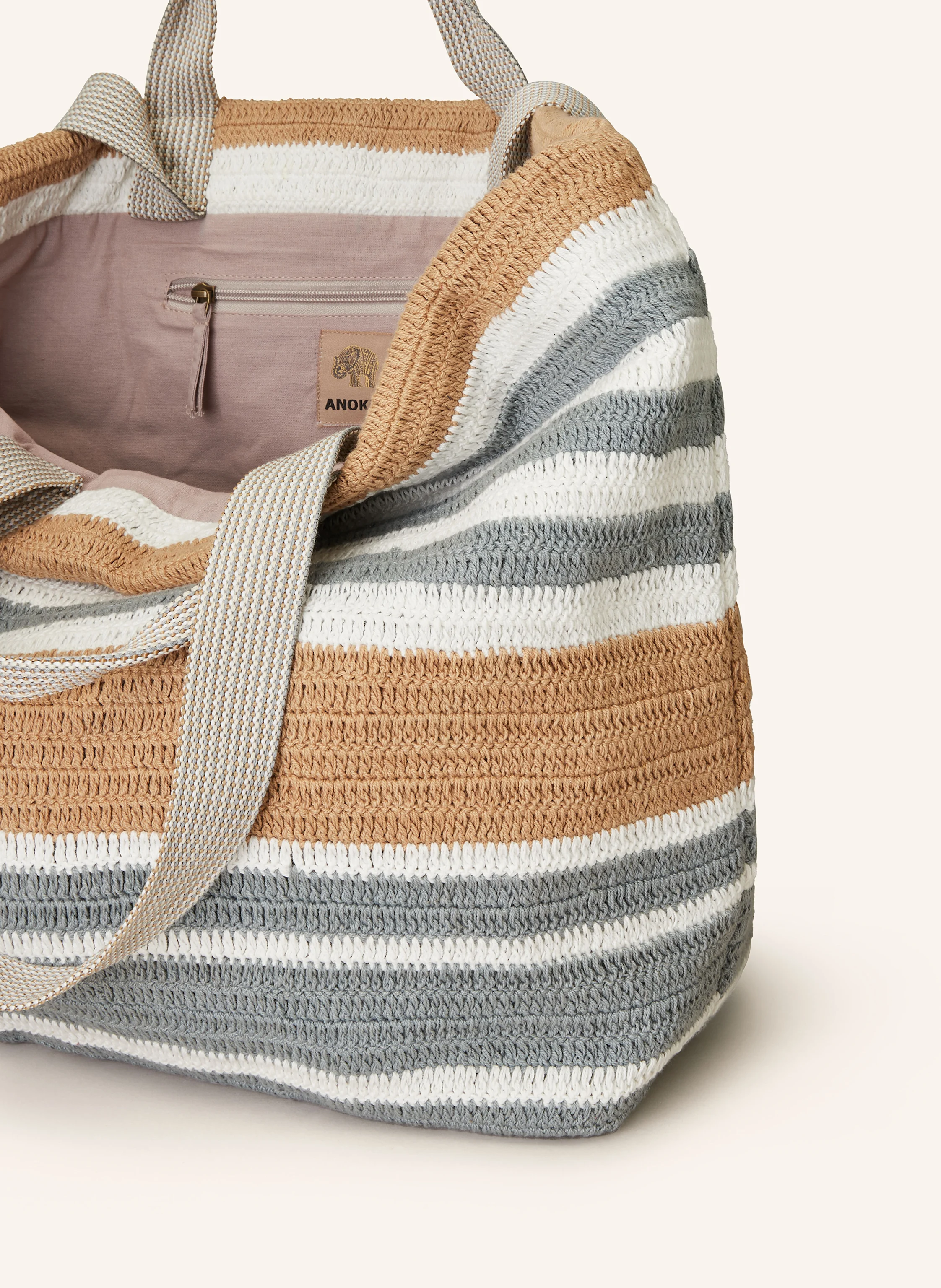ANOKHI Shopper