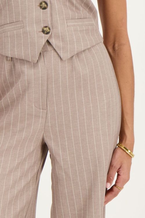 Beige pinstripe pantalon