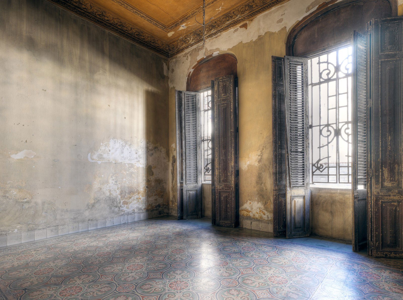 Villa Eulalia #2 by Michael Himpel - Limited Edition. Edition of: 150. Signed.