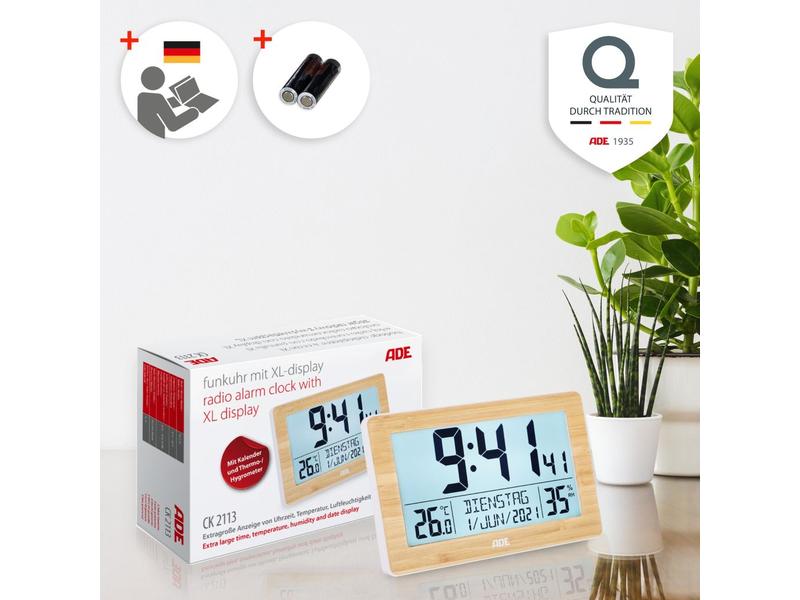 ADE Funk-Wanduhr Hellbraun/Weiss Wecker mit digitaler Anzeige