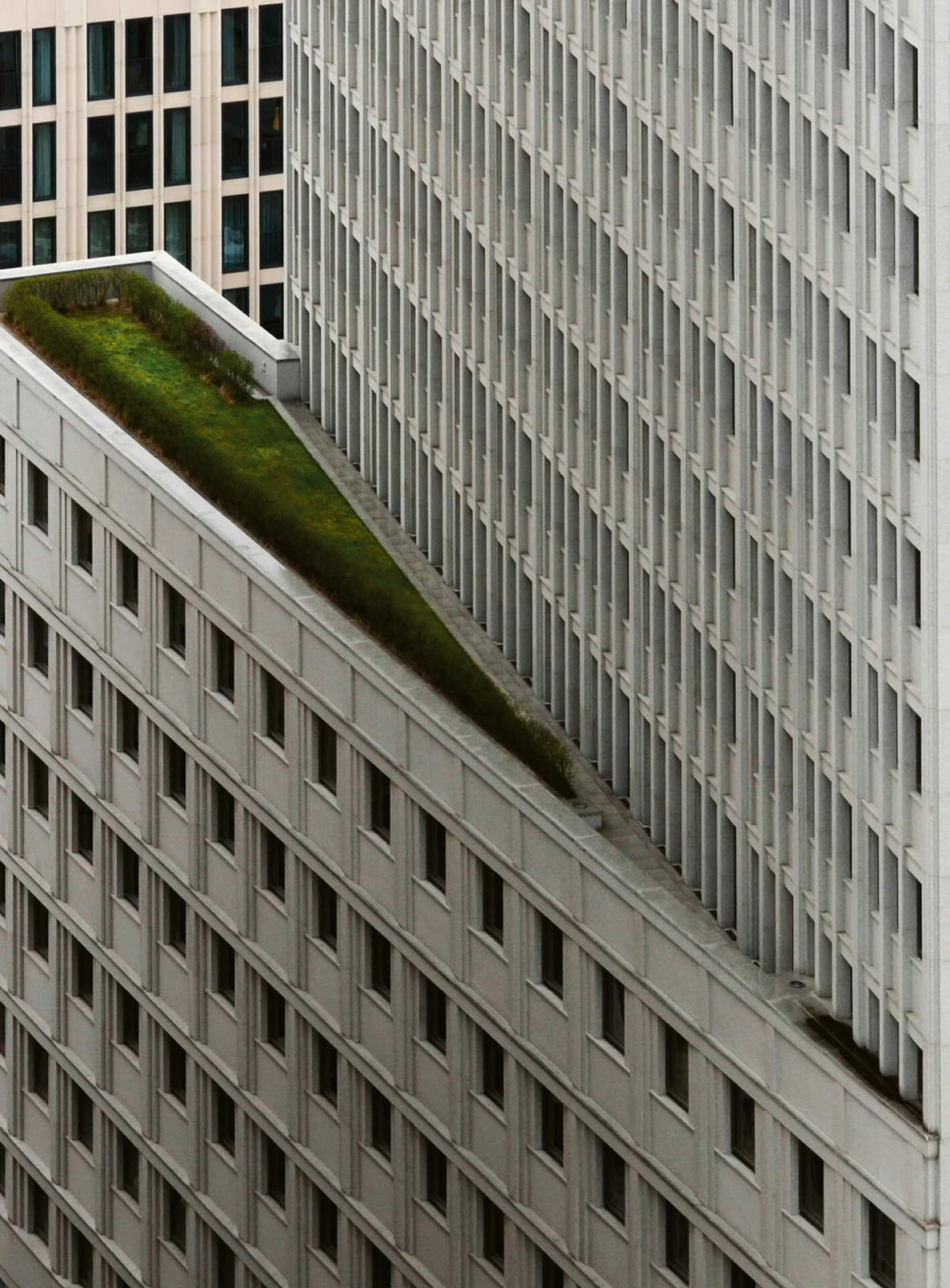 Fototapete DESIGNWALLS 2.0 - grau-weiß - Skyscraper - 2,6 Meter
