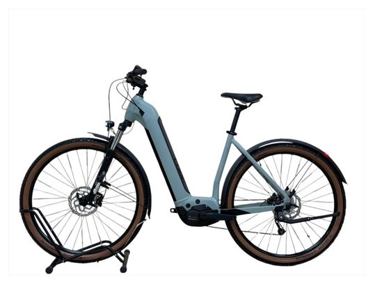 Produit reconditionné . Cube Nuride Hybrid Performance 625 Allroad Shimano 2021 . Vélo électrique . Cube . très bon état