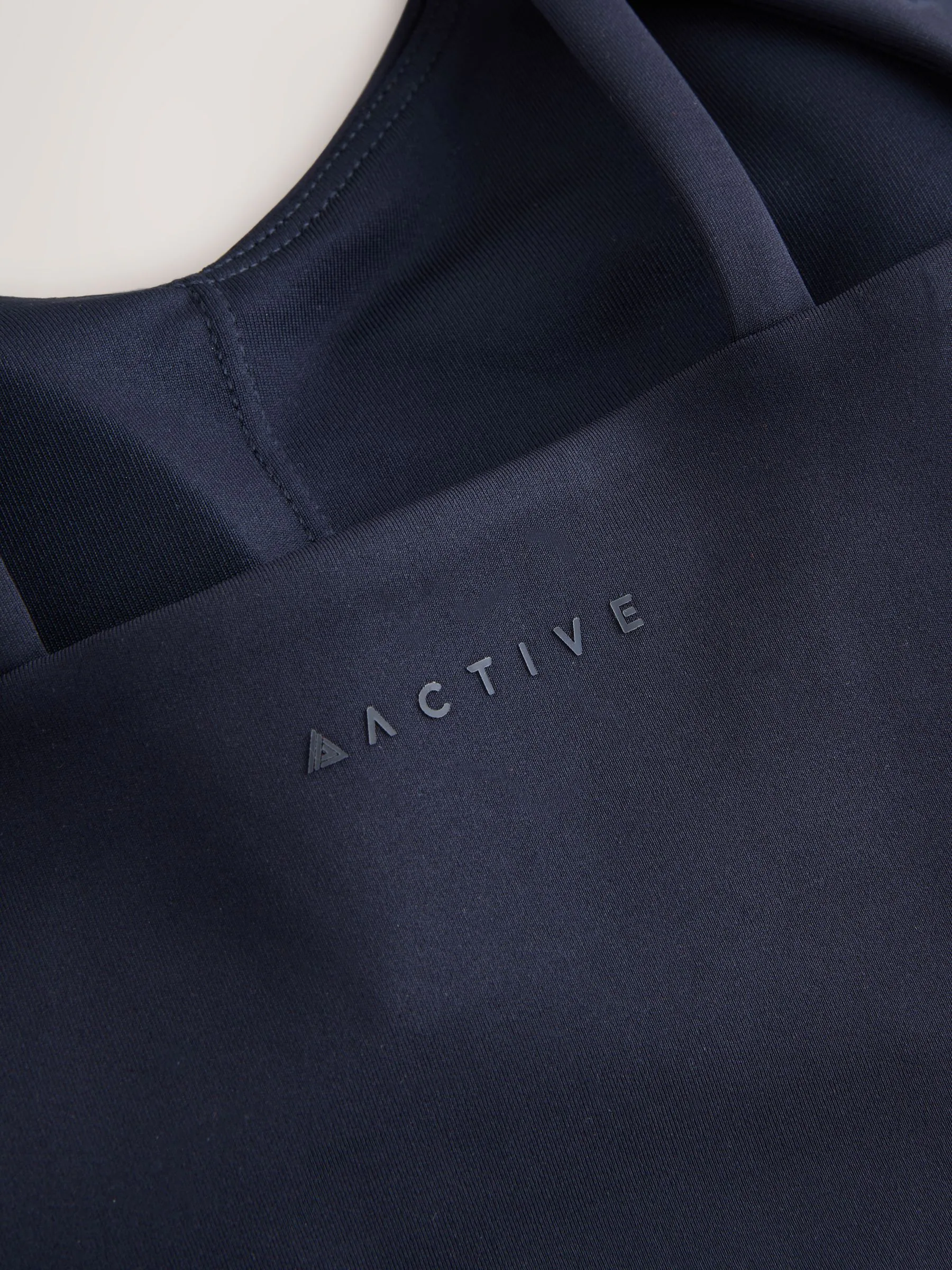 Marineblauw - Active sportbeha met dubbele gekruiste bandjes