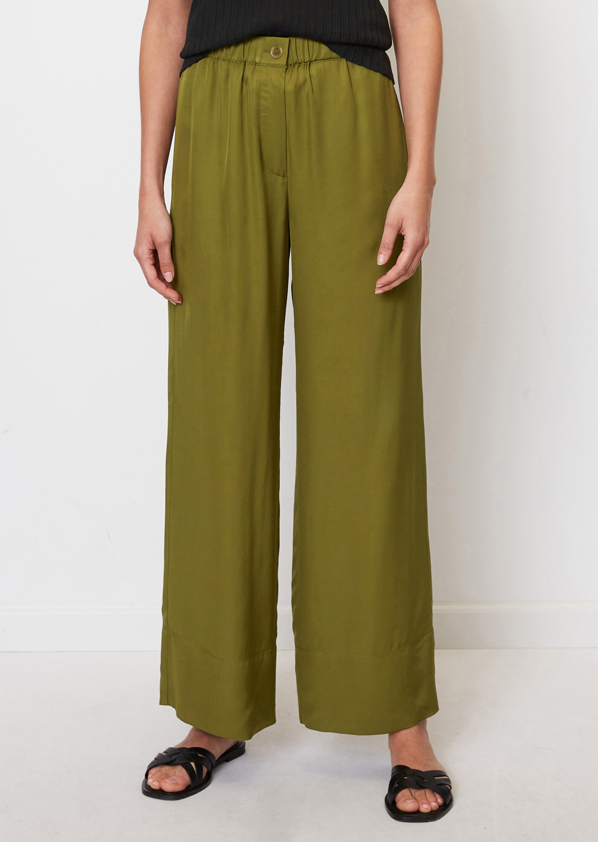Fließende Wide Leg Pantsaus Viskose-Twill