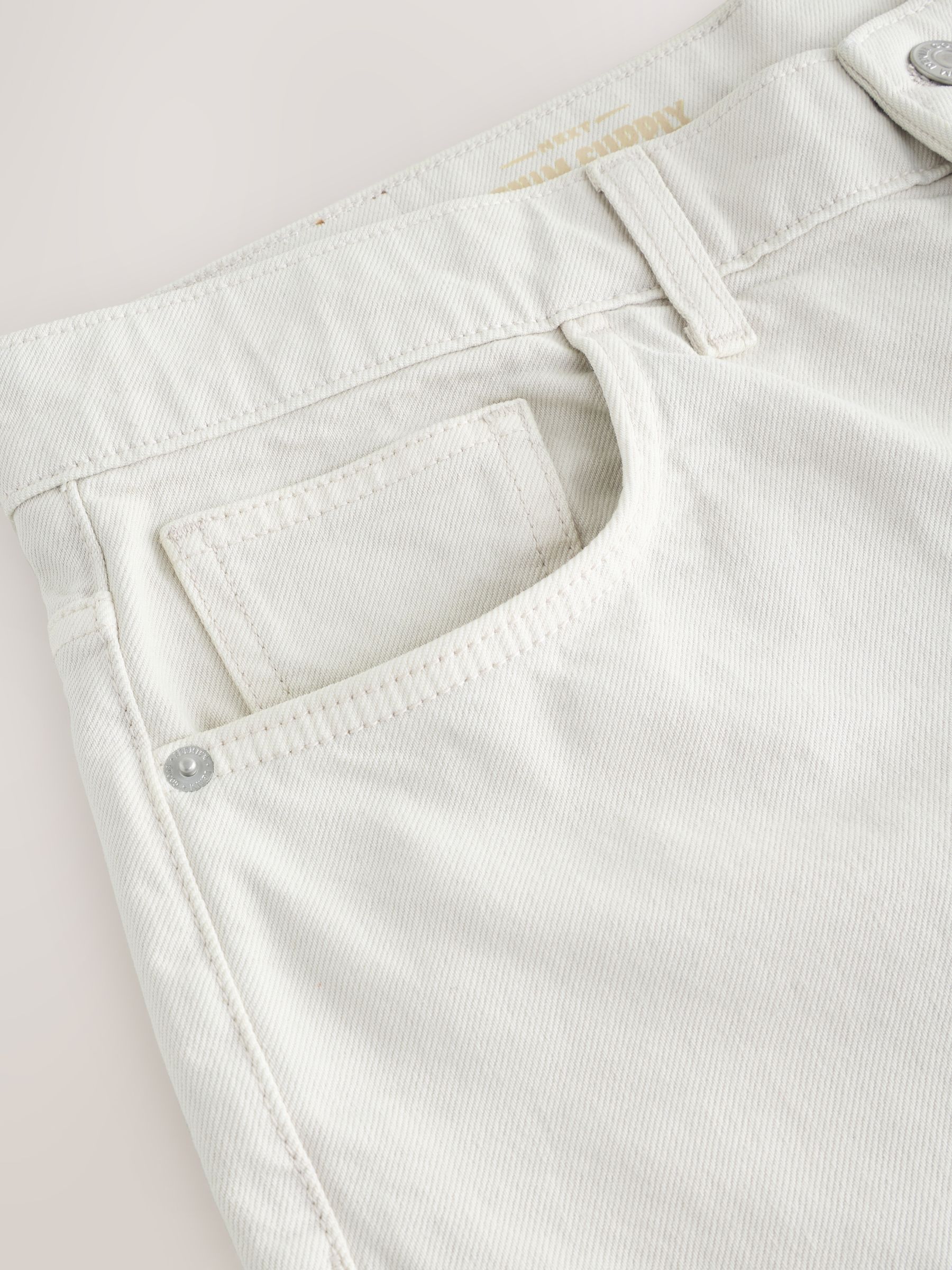 Ecru wit - Relaxte uitlopende pasvorm - Vintage wash denim jeans