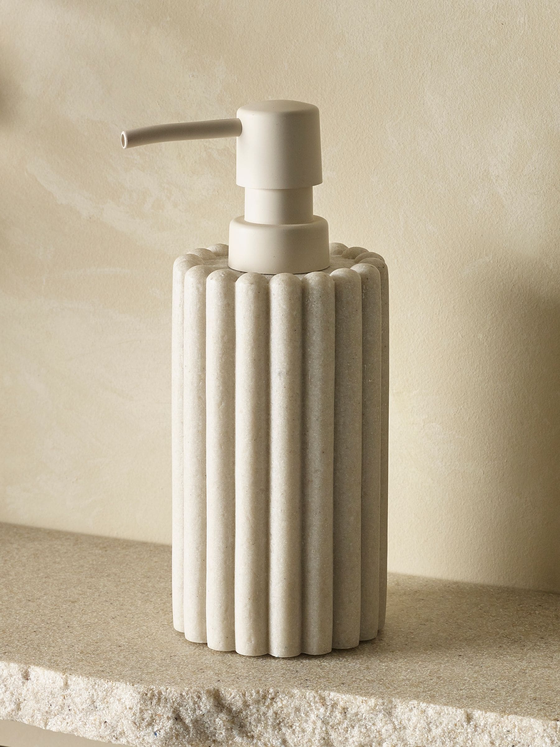 Geribbelde zeepdispenser