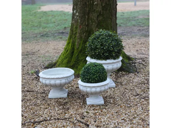 Vase médicis jardin en béton blanc 26 x 19.5 cm