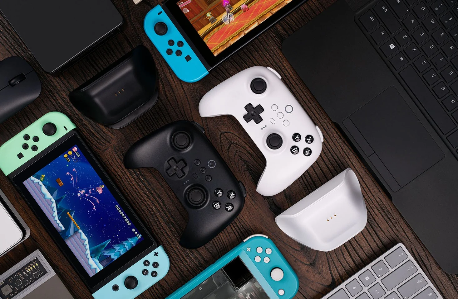 8BitDo Ultimate Controller with Charging Dock BT - White