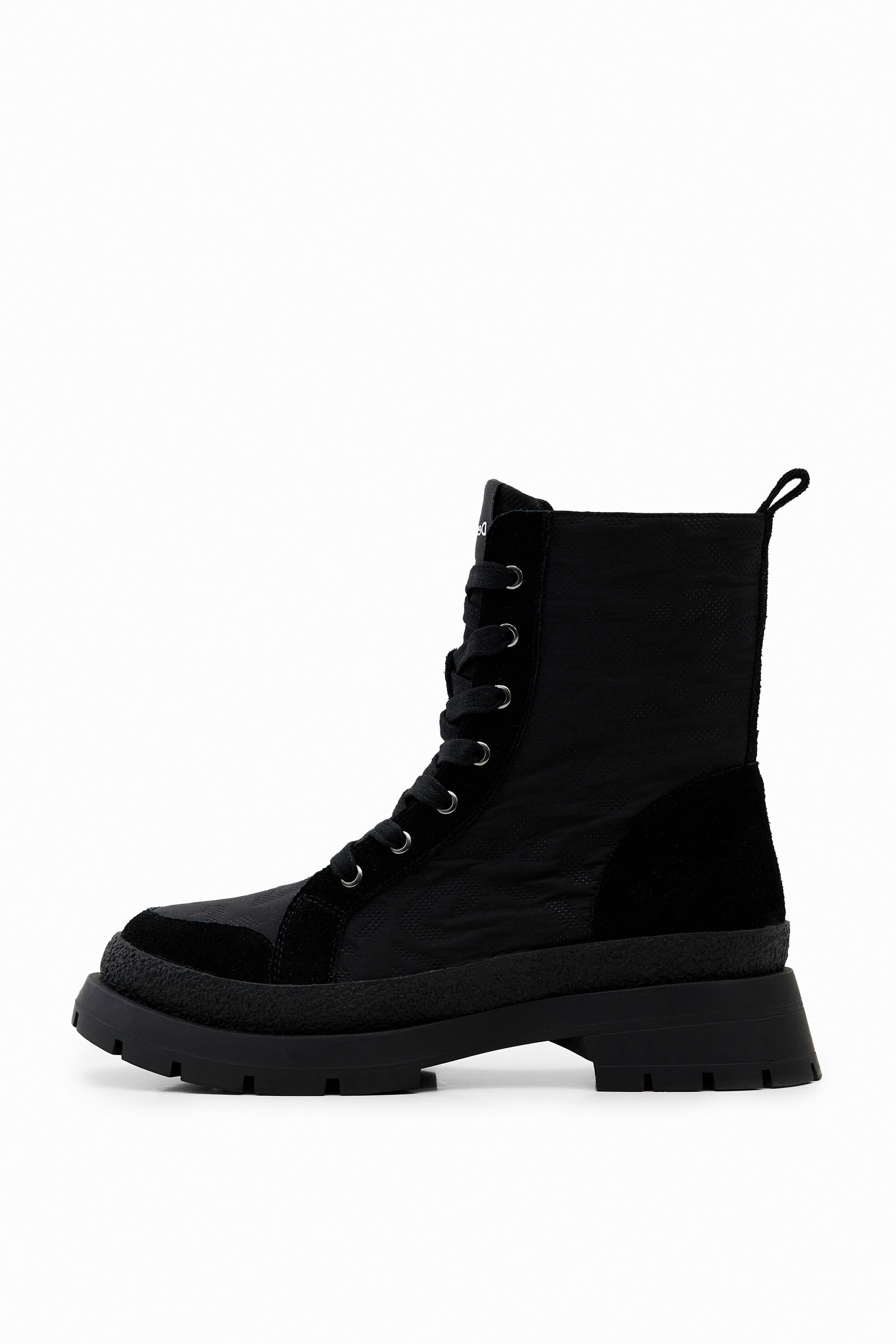 Bottes à lacets effet léopard