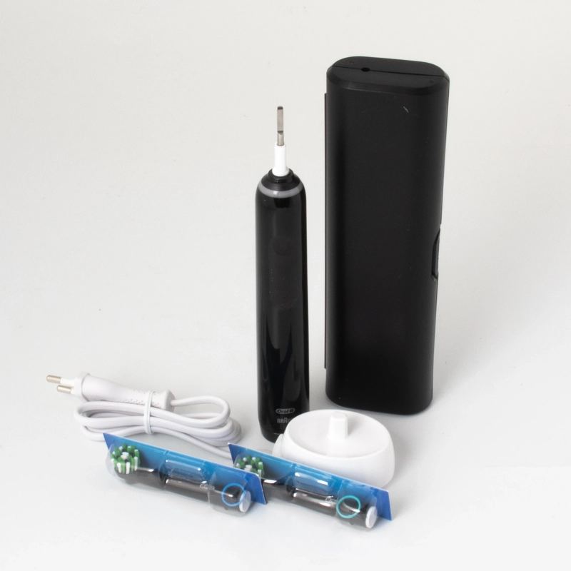 Oral-B Pro 3500 Black with Travel Case
