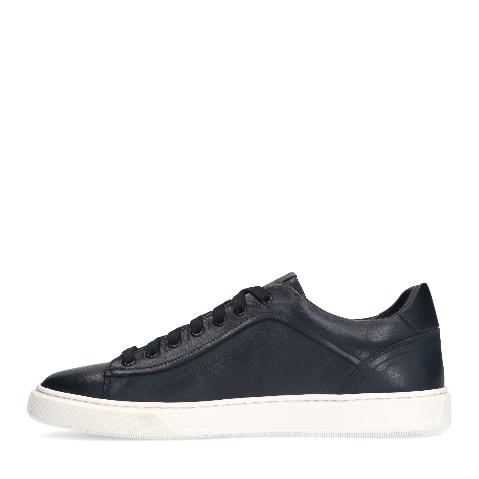 Zwarte leren sneakers