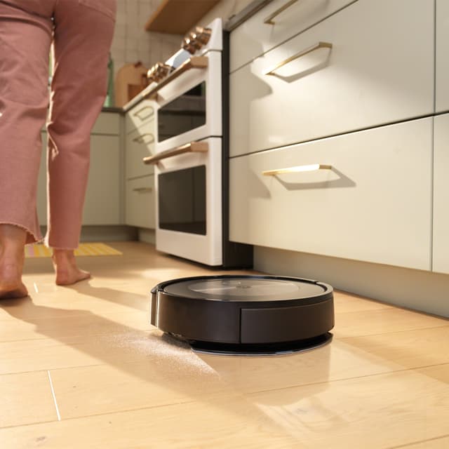 iRobot Roomba Combo J5 robotstøvsuger 800024 (Sort)
