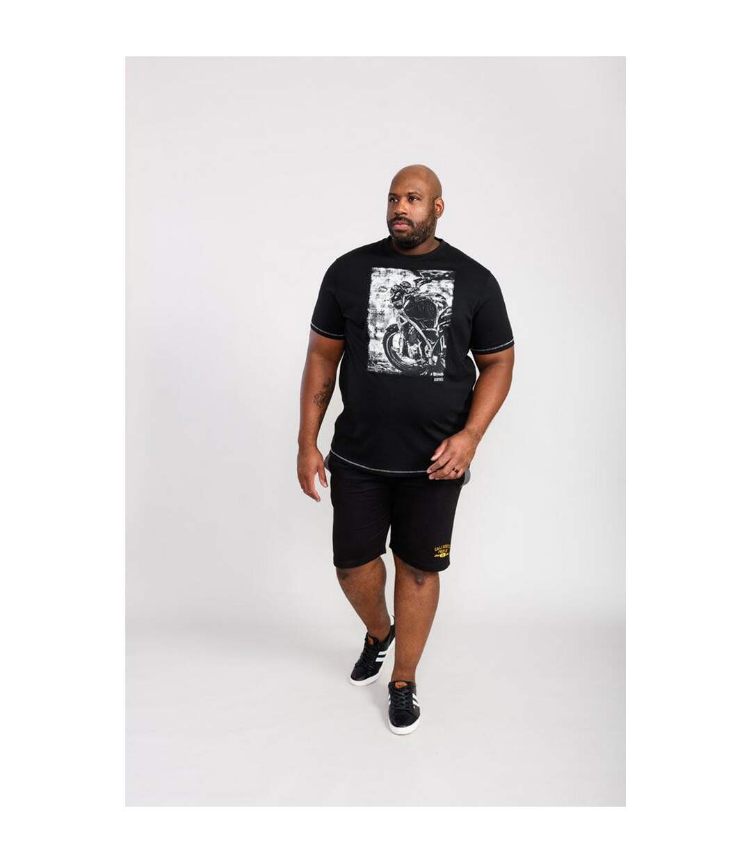Duke - T-shirt PINEWOOD - Homme (Noir) - UTDC454