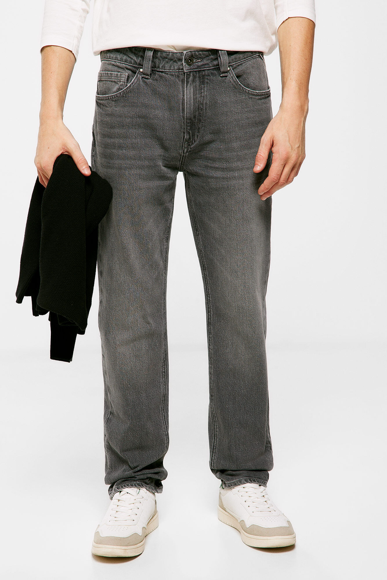 Calça jeans normal, lavagem cinza escura