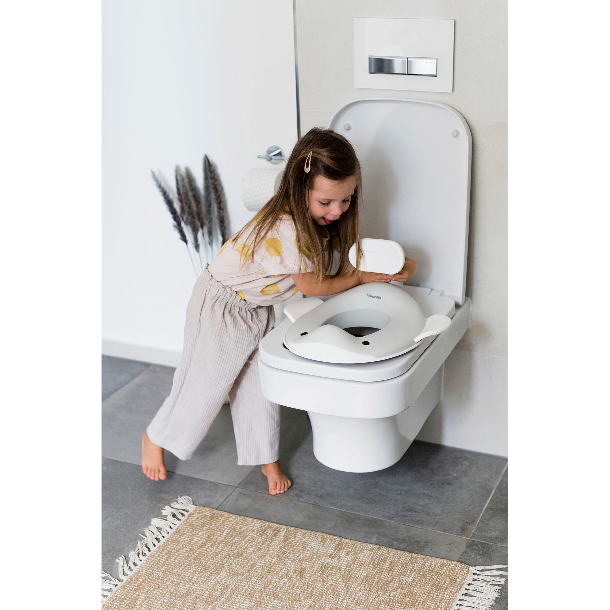 Kindsgut Toilettensitz Wal hellgrau