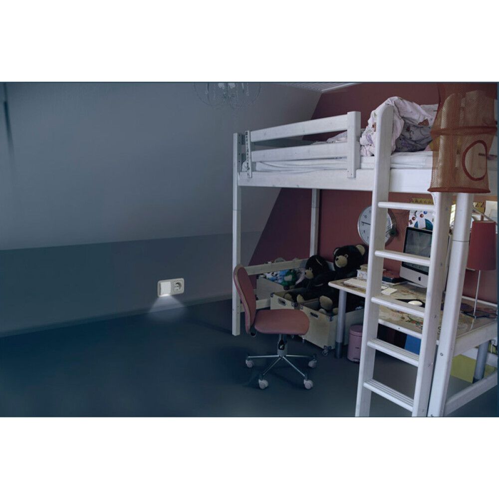 NATTLAMPE LEDVANCE LUNETTA SLIM LED HVIT