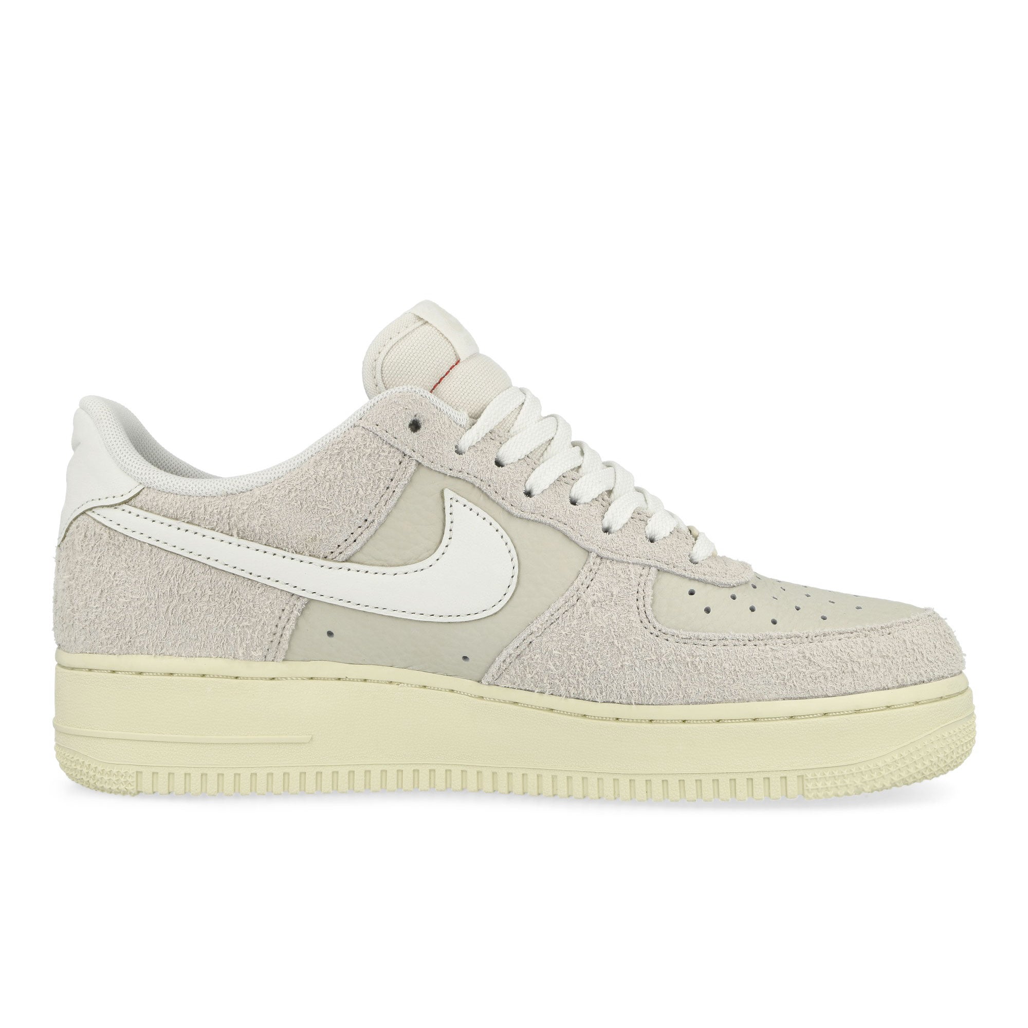 Nike<br>Air Force 1 '07 LX