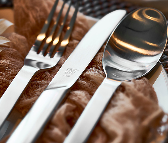 Zwilling Besteck, gehämmert, 60-teilig