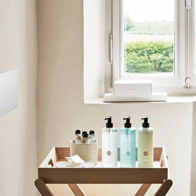 GFL - Shampoing - Geneva Guild - 380ml -x18 - Rechargeable