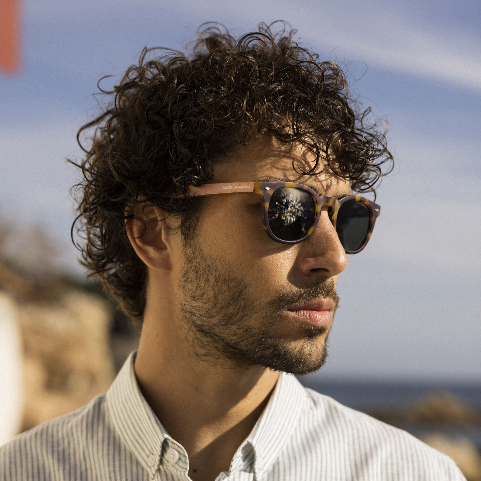 Lunette de soleil marron plastique recyclé et bambou organique - modèle sunglass