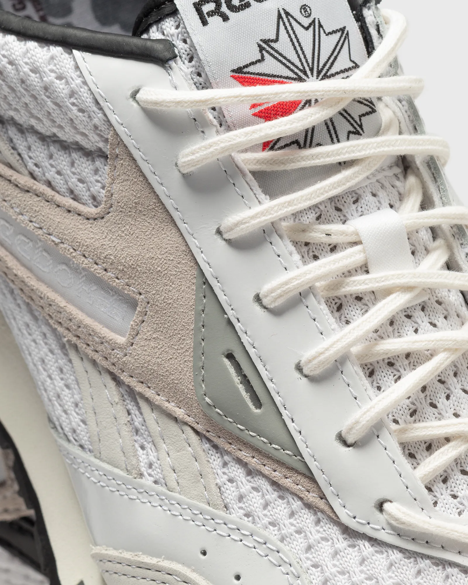 Reebok LX 2200