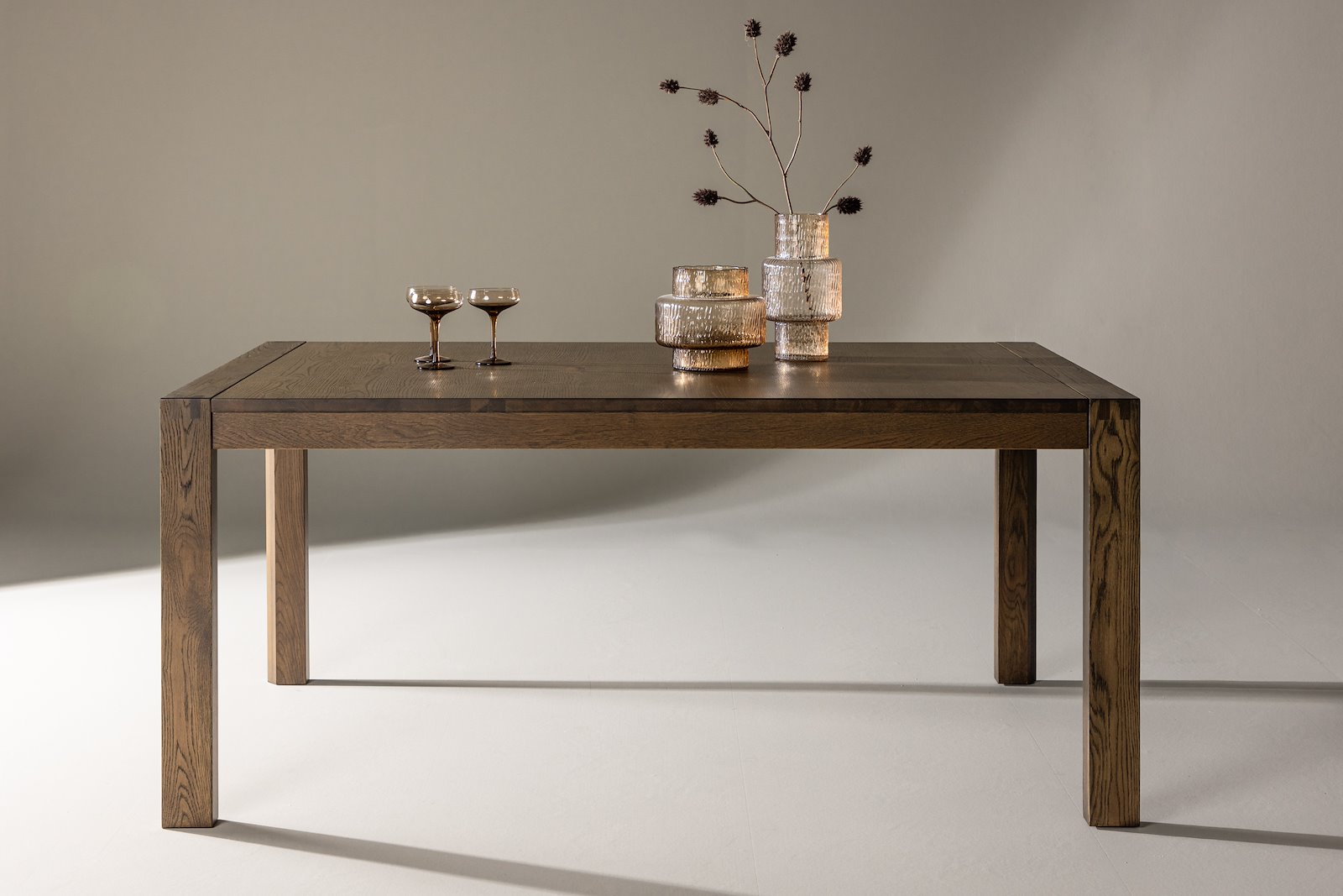 Slider spsiebord Natur spisebord i eik.
