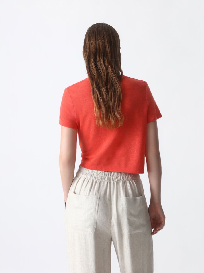 Camiseta com nó - Coral forte