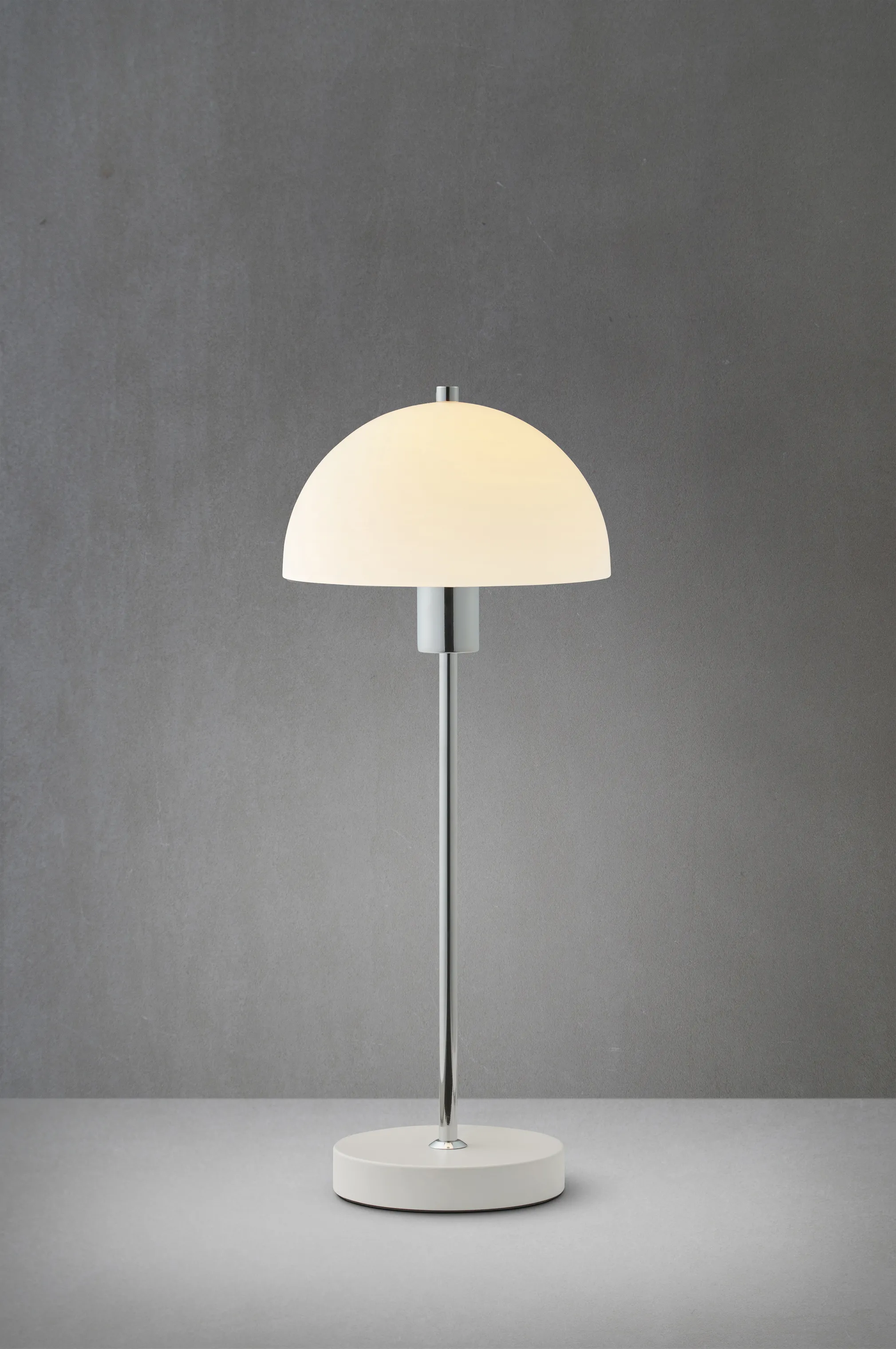 Herstal Vienda Bordlampe