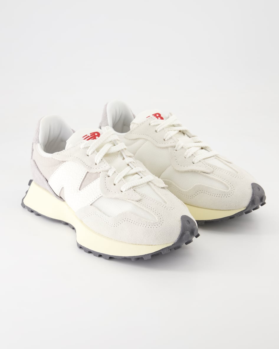 New Balance 327 Sportschuhe in Beige