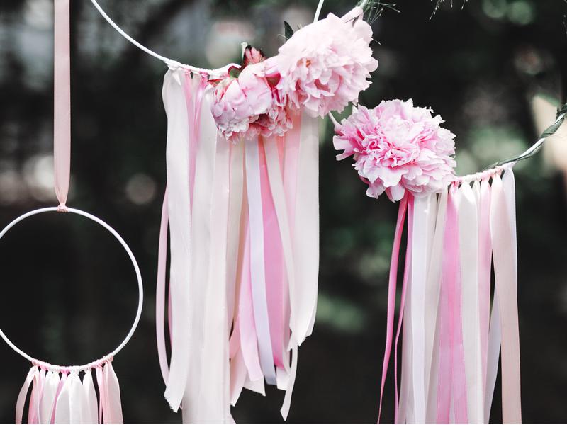 Partydeco Satinband 2.5 cm x 25 m, Weiss Band für Geschenke oder für die Dekoration auf Festen und Hochzeiten