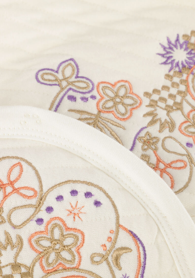 DAILY7 gebroken wit daily7 gilet padded embroidery gilet