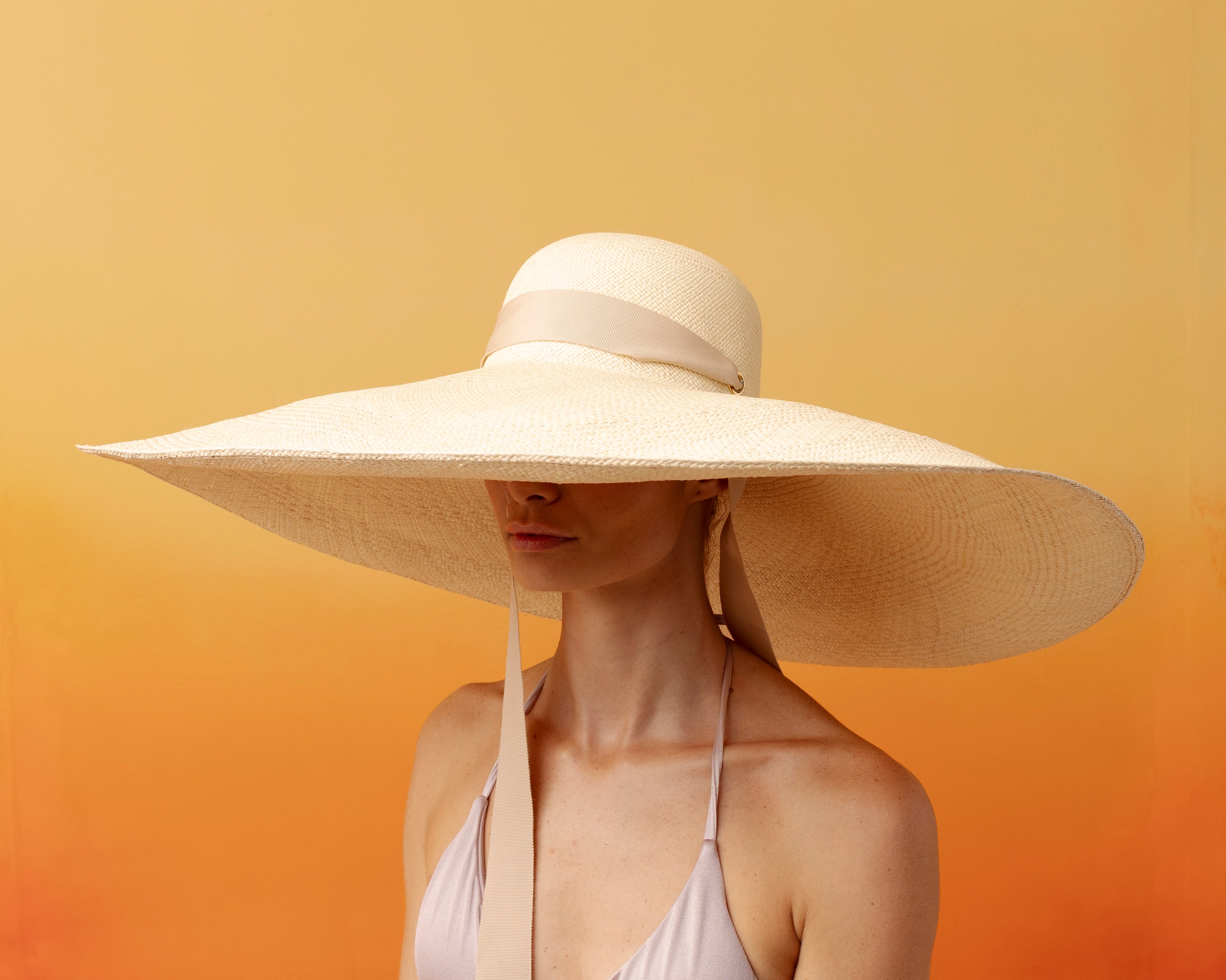 Chapeau Lady Ibiza « Haute Beach » avec ruban ajustable