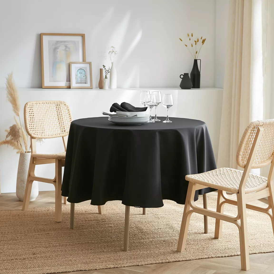 Nappe ronde anti tache (180 cm) Elise Noire