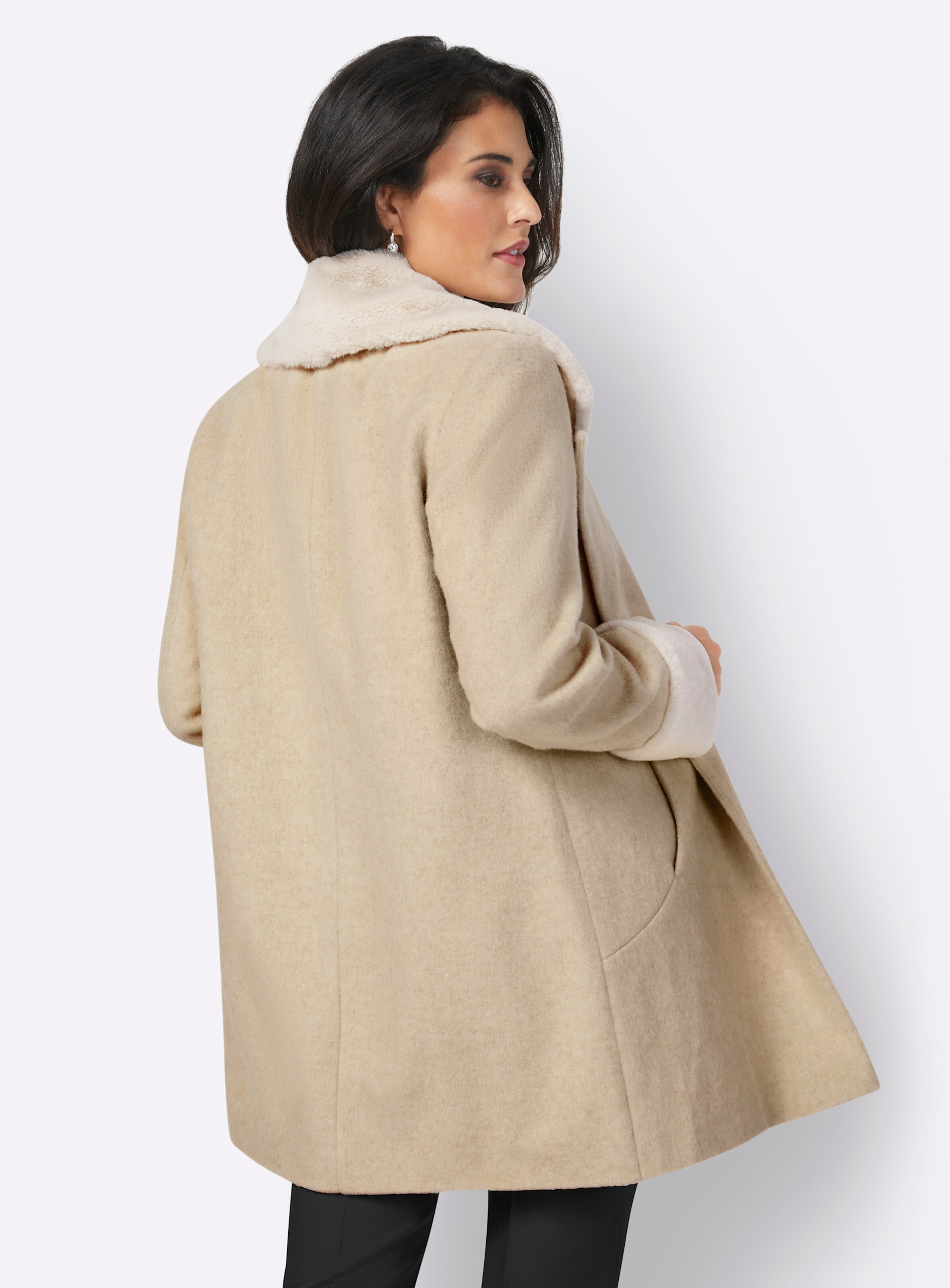 Longjacke in sand