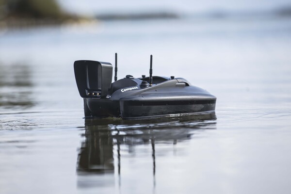 Bateau amorceur BaitStar Compact Black
