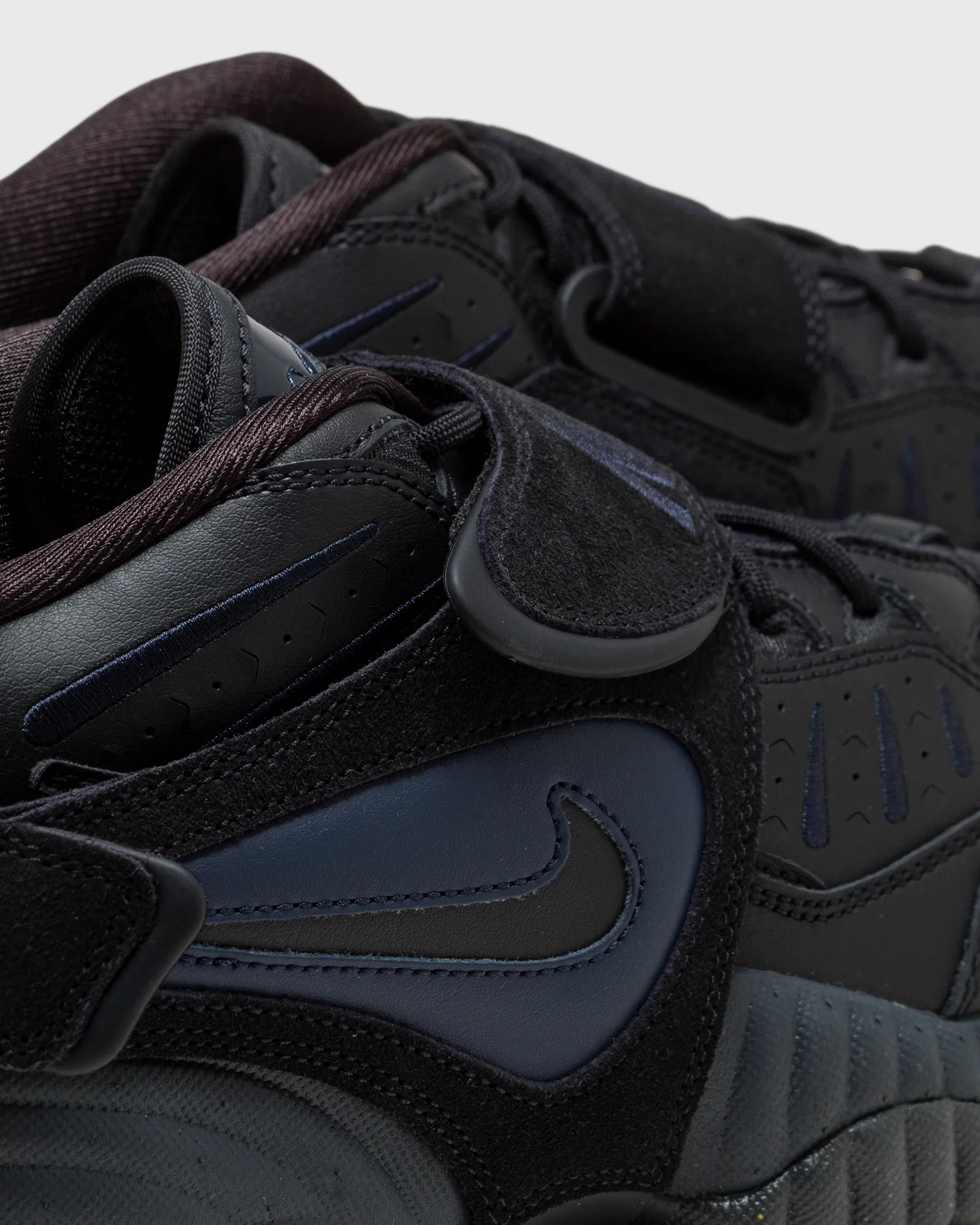Nike Wmns Nike Air Adjust Force