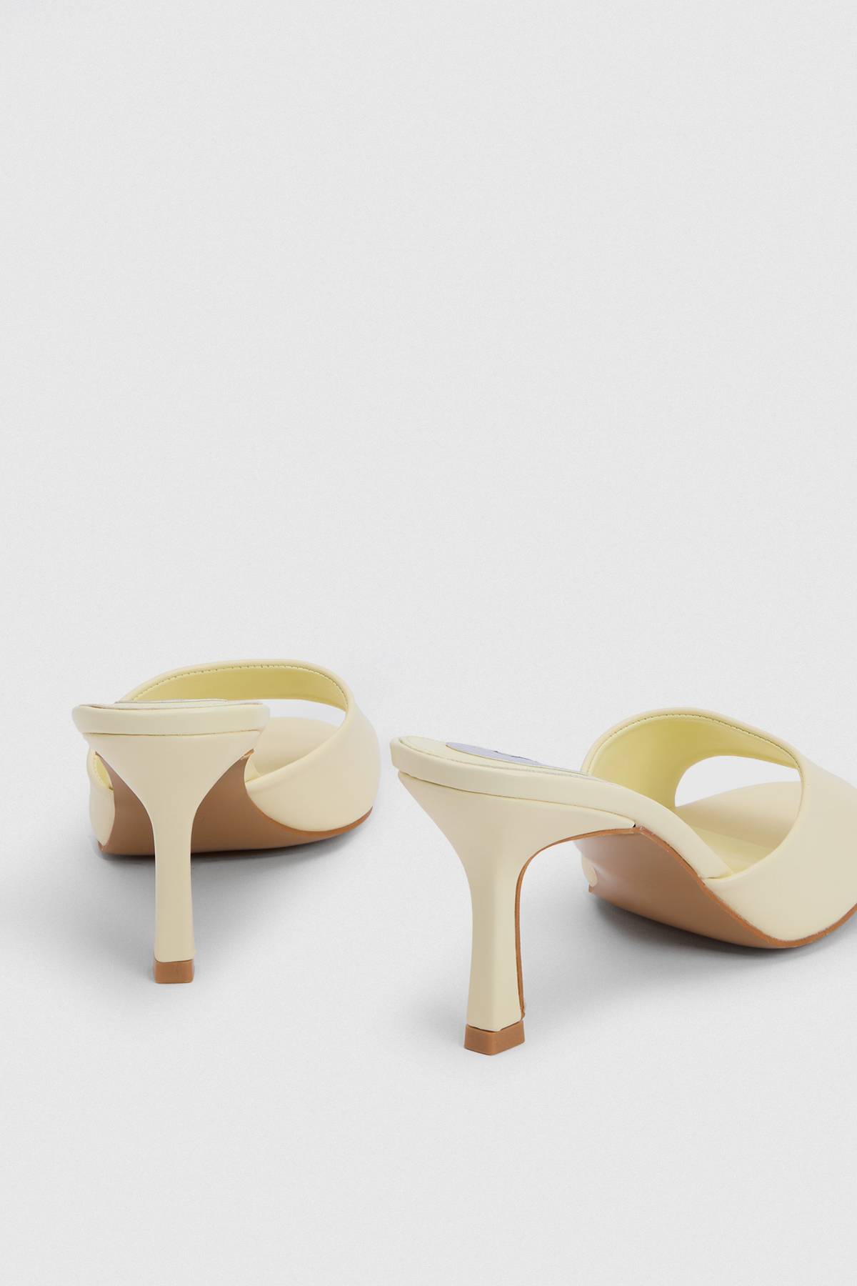 Coast Mules Abbie À Talon Aiguille Moyen En Synthétiquecuir Verni